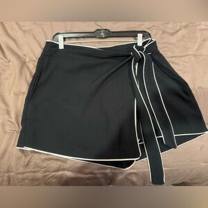 Diane Von Furstenberg for Target Black Skort Size L